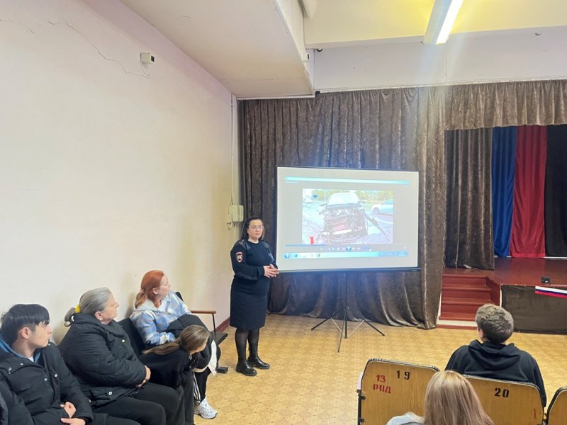 Автоинспекторы Кабардино-Балкарии провели встречу с родителями школьников